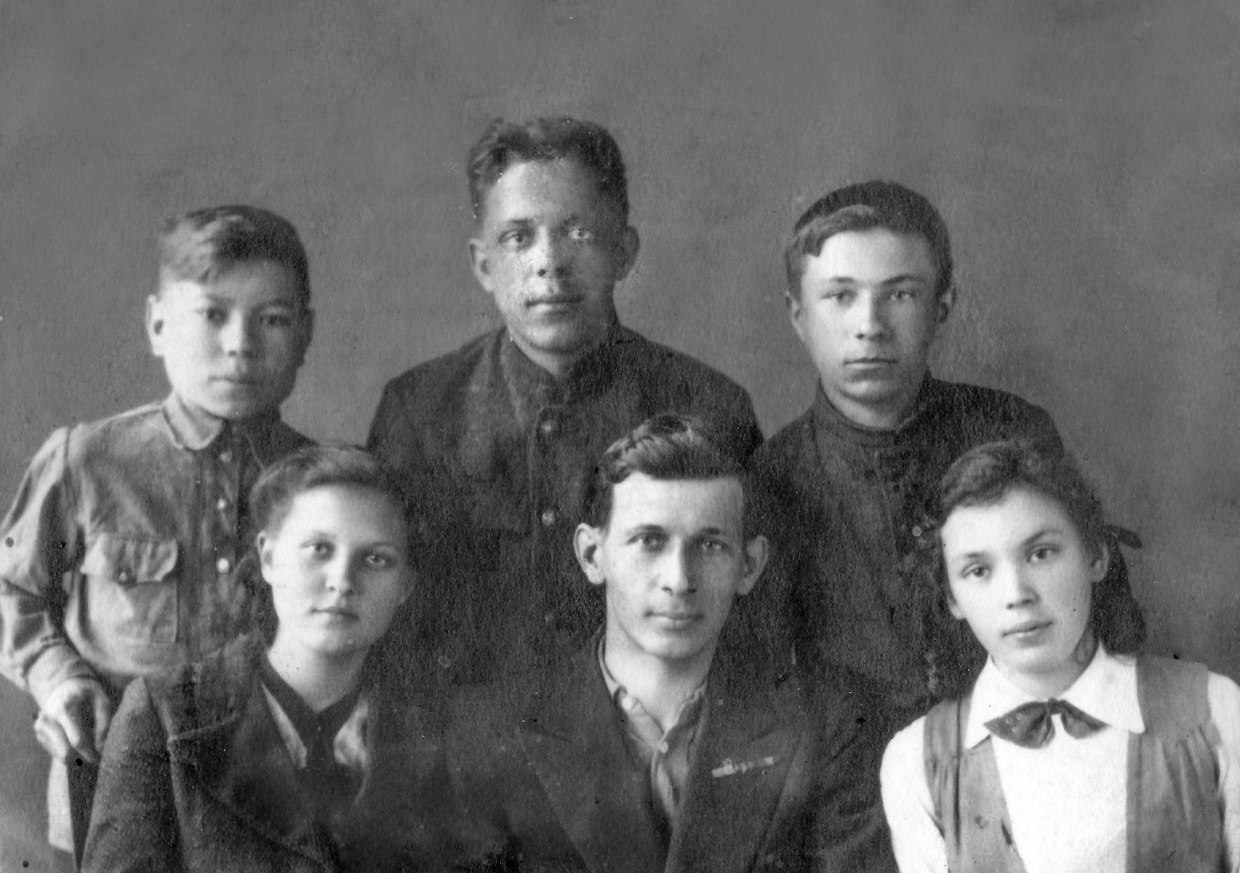 Студийцы товарищества «Художник». Искусство Евразии, журнал об искусстве