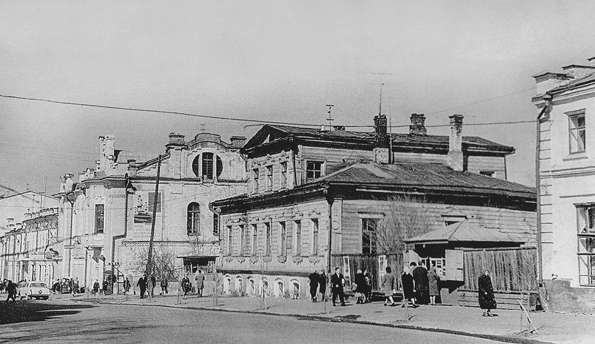 Здание Союза художников и товарищества «Художник». Искусство Евразии, журнал об искусстве 