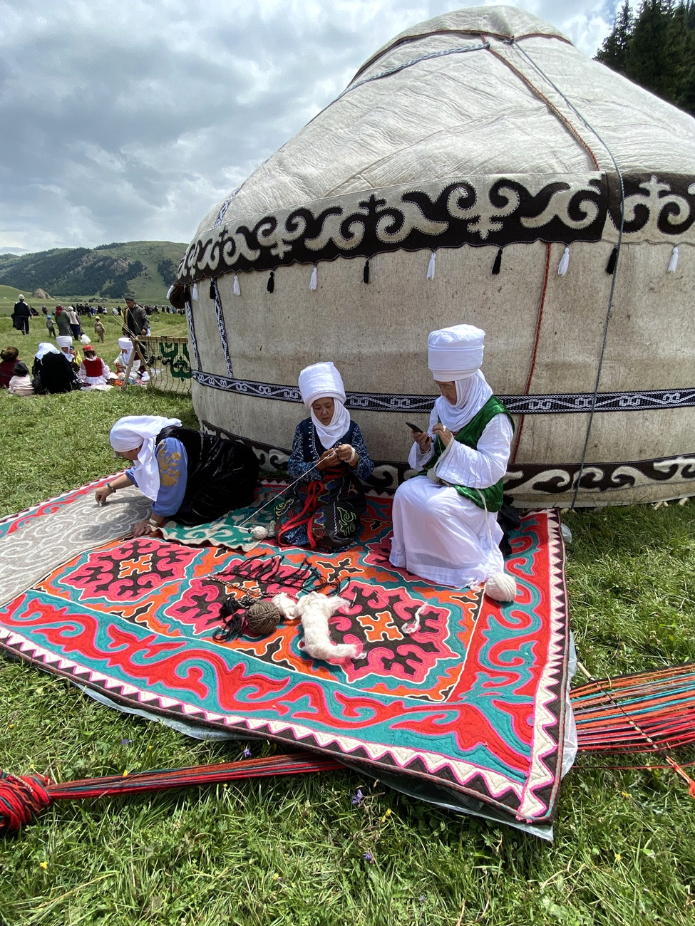Кыргызское кочевье. Искусство Евразии, журнал об искусстве 